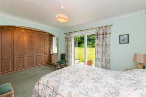 4 bedroom bungalow for sale, Bangor Road, Caernarfon, Gwynedd, LL55