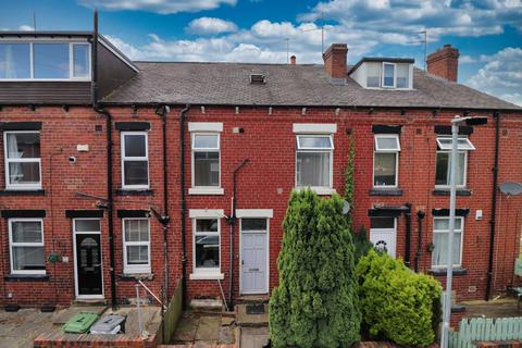 2 bedroom terraced house for sale, Woodville Crescent, Horsforth, Leeds, West Yorkshire, LS18