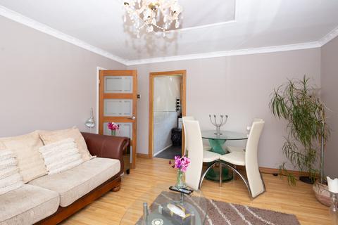 1 bedroom flat for sale, Gorse Hall Road, Dukinfield SK16