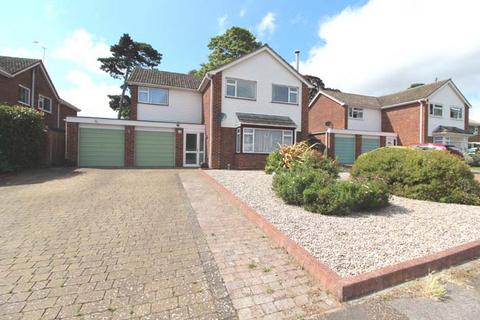 4 bedroom detached house for sale, Marennes Crescent, Brightlingsea CO7