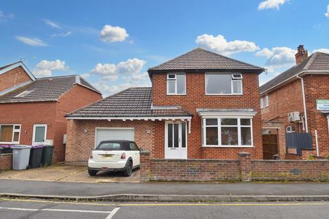 3 bedroom house for sale, Lawn Avenue, Skegness, PE25