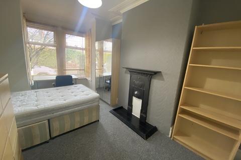 5 bedroom terraced house to rent, Bentley Lane, Leeds LS6