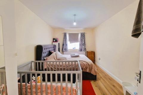 2 bedroom maisonette to rent, Kenton, Harrow HA3