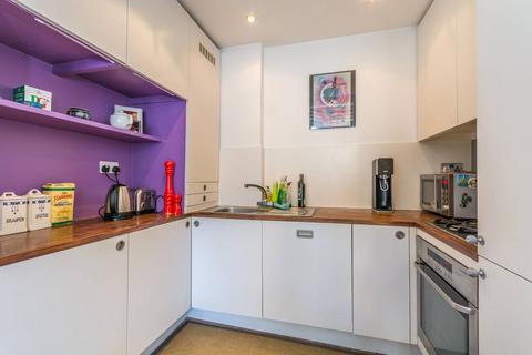 2 bedroom flat to rent, Grittleton Road, Maida Vale, London, W9