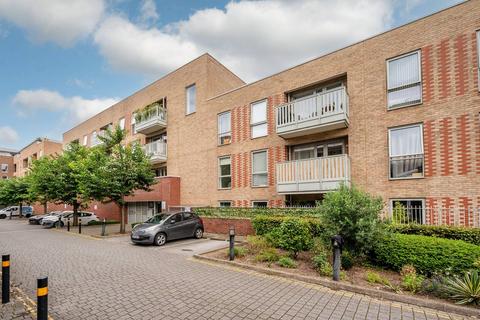 1 bedroom flat for sale, Chadwick House, Latchmere Street, Battersea, London, SW11