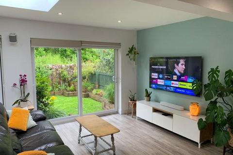 undefined, 215T Howden Hall Court, Edinburgh, EH16 6UT