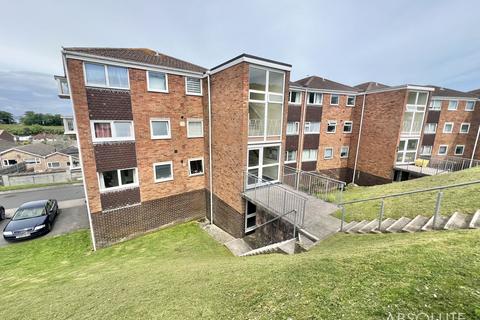 2 bedroom flat for sale, Langstone Close, Torquay, TQ1