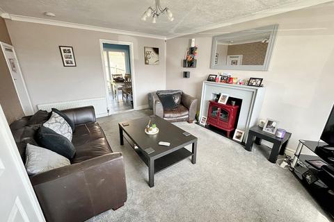 3 bedroom terraced house for sale, Calder Walk, Sunniside, Newcastle upon Tyne, Tyne and Wear, NE16 5XG