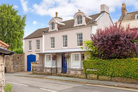 4 bedroom terraced house for sale, Gloucester Road, Thornbury, Bristol, Gloucestershire, BS35