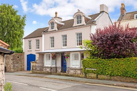 4 bedroom link detached house for sale, Gloucester Road, Thornbury, Bristol, Gloucestershire, BS35