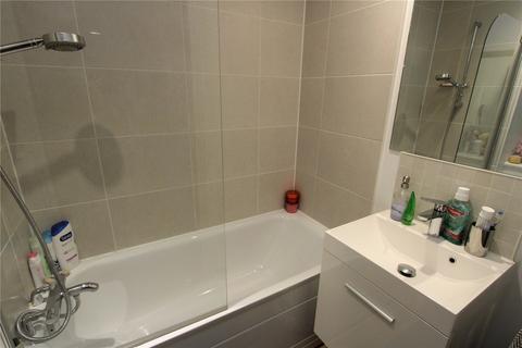 1 bedroom apartment to rent, Millbrook Road East, Southampton SO15