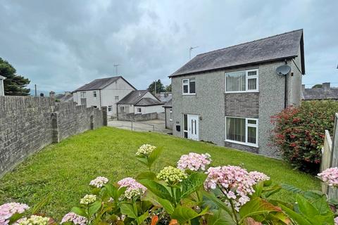 4 bedroom detached house for sale, Mor Awel Estate, Penygroes, Caernarfon, LL54