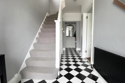 1b Johnson Road, Bromley, BR2 9SN