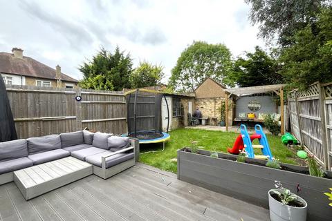 1b Johnson Road, Bromley, BR2 9SN