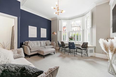 2 bedroom maisonette for sale, Bellamy Street, London, SW12