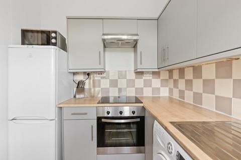 2 bedroom apartment for sale, Ronald Place, Riverside, FK8