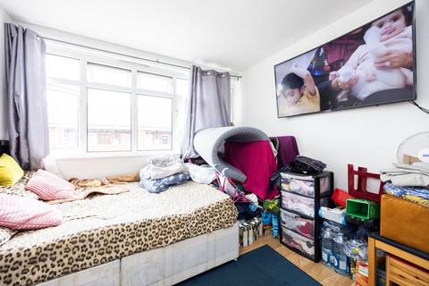 5 bedroom flat for sale, Old Dover Road, London SE3