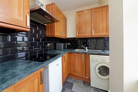 2 bedroom flat for sale, 3/1, 7 Kerr Street, Paisley, PA3 1TG
