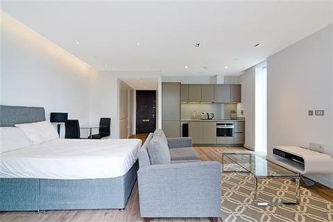 Studio to rent, Cashmere House, Leman Street, Aldgate, London, E1