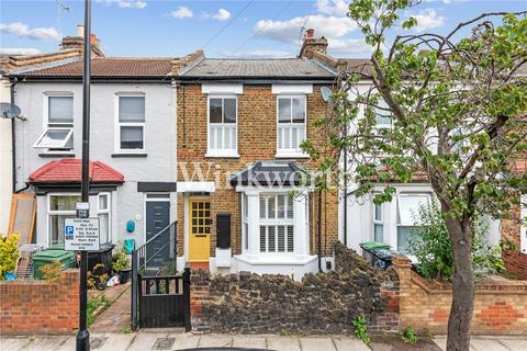 3 bedroom terraced house for sale, Manor Road, London, N17