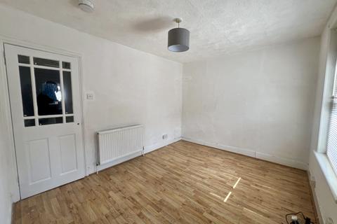 2 bedroom house to rent, Bell Cottages, High Street St Lawrence, CT11