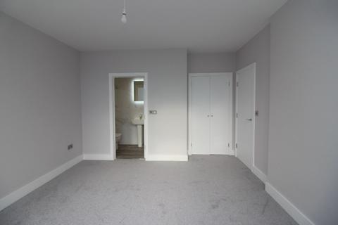 2 bedroom apartment to rent, Grosvenor Road, Grosvenor House, TQ4