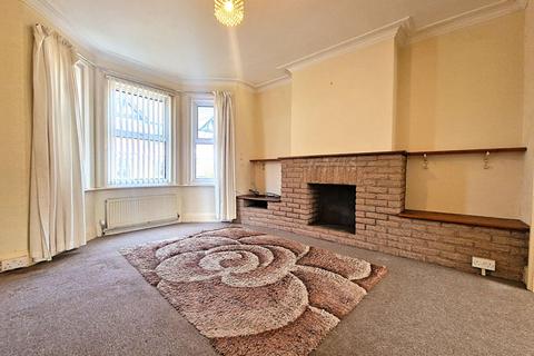 3 Exeter Close, Folkestone, CT19 4JD