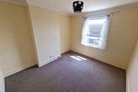 3 Exeter Close, Folkestone, CT19 4JD