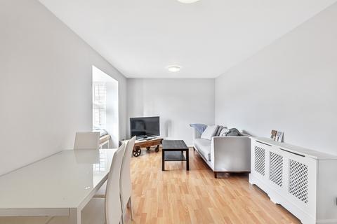 1 bedroom apartment to rent, 3 Stubbs Drive Surrey Quays SE16