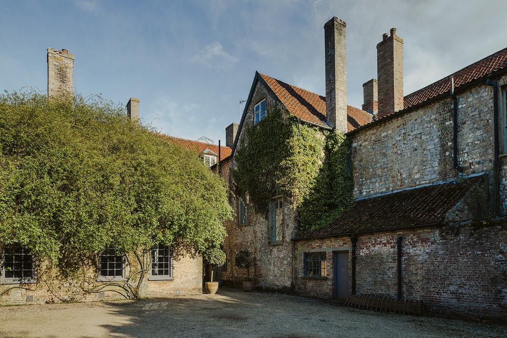 Narborough Hall 39.jpg