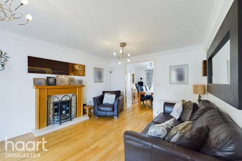 15 Brander Close, Balby, Doncaster, DN4 8TL