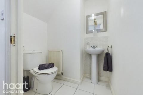 15 Brander Close, Balby, Doncaster, DN4 8TL