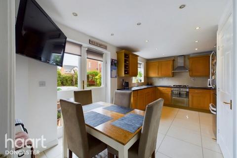 15 Brander Close, Balby, Doncaster, DN4 8TL