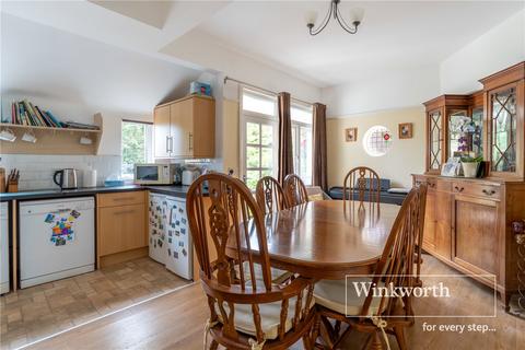 12 Lascelles Road, Bournemouth, BH7 6NF