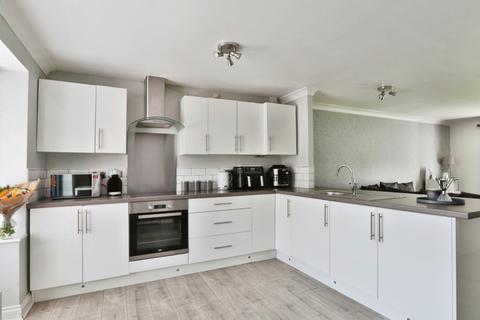 4 bedroom semi-detached house for sale, Cooks Gardens, Keyingham, Hull, HU12 9SW