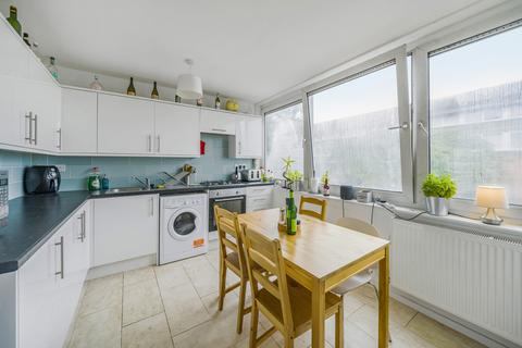 3 bedroom apartment for sale, Daniel Gardens, Peckham, London