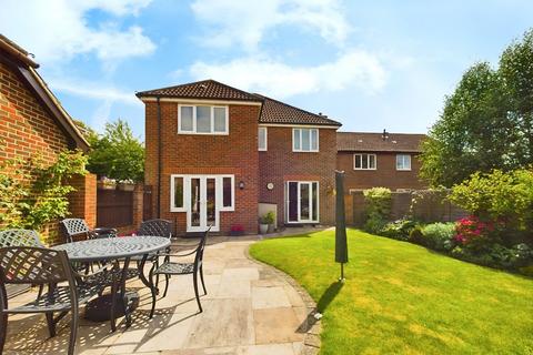6 Westerley Close, Warsash, Southampton, SO31 9AX