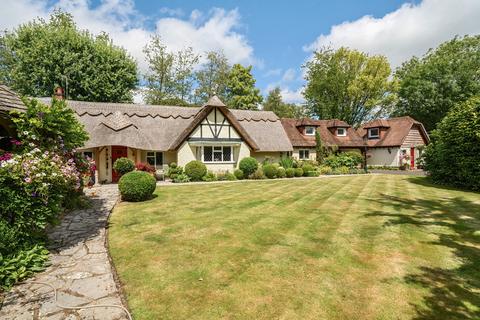 3 bedroom detached house for sale, Buttons Lane, West Wellow, Romsey, Hampshire, SO51