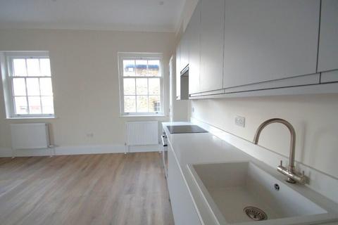 1 bedroom flat to rent, The Crescent, Bedford MK40