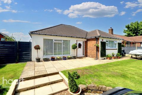 3 bedroom bungalow for sale, Smithy Lane, Tingley
