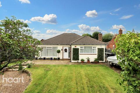 3 bedroom bungalow for sale, Smithy Lane, Tingley