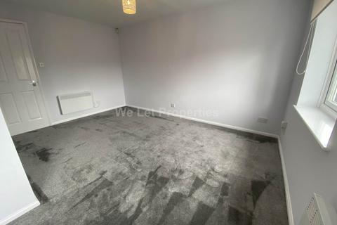2 bedroom apartment to rent, Chiffon Way, Salford M3