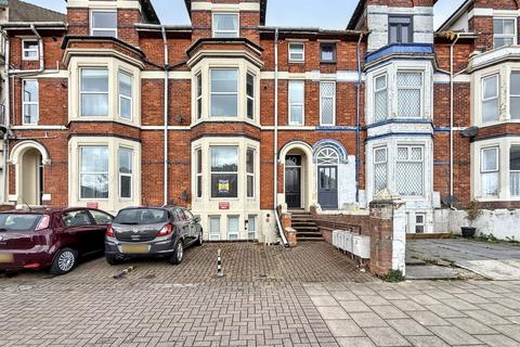1 bedroom flat for sale, South Parade, Skegness, PE25
