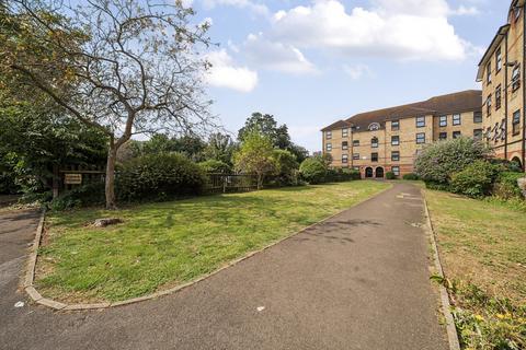 1 bedroom apartment for sale, Forest Road, London