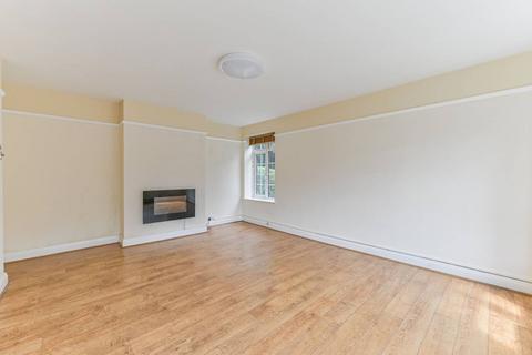 2 bedroom flat to rent, High Street, Cheam, Sutton, SM3
