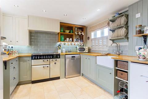 3 bedroom semi-detached house for sale, Chapel Lane, Aldington, Worcestershire, WR11