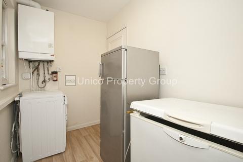 4 bedroom terraced house to rent, London E3