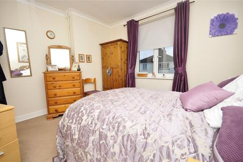 1 bedroom maisonette to rent, Kings Road, Farncombe, Godalming, Surrey, GU7