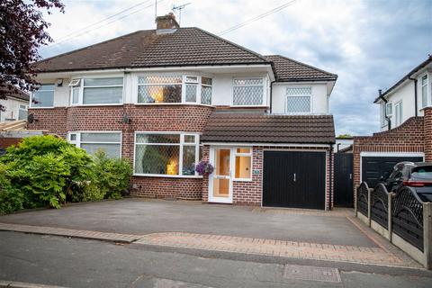 4 bedroom semi-detached house for sale, Malcolm Road, Shirley, Solihull, B90 2AH