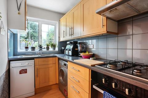 4 bedroom terraced house for sale, Sherborne Road, Sutton SM3